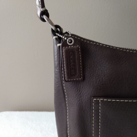 Vintage, never used leather coach bag - Picture 15 of 16